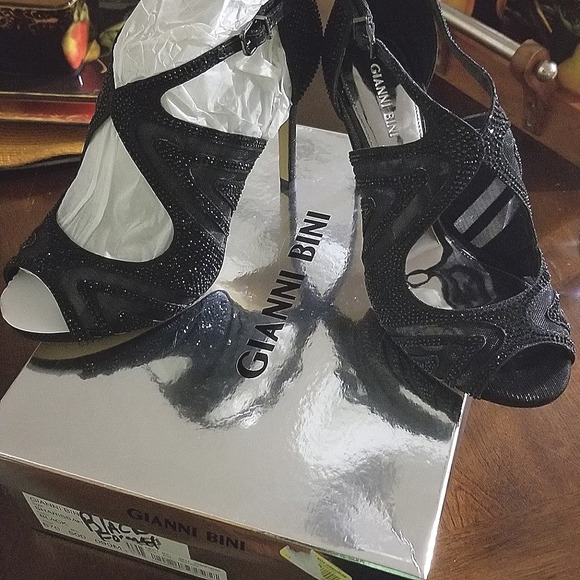 Gianni BINI SHARISSAH Heels - Picture 5 of 10